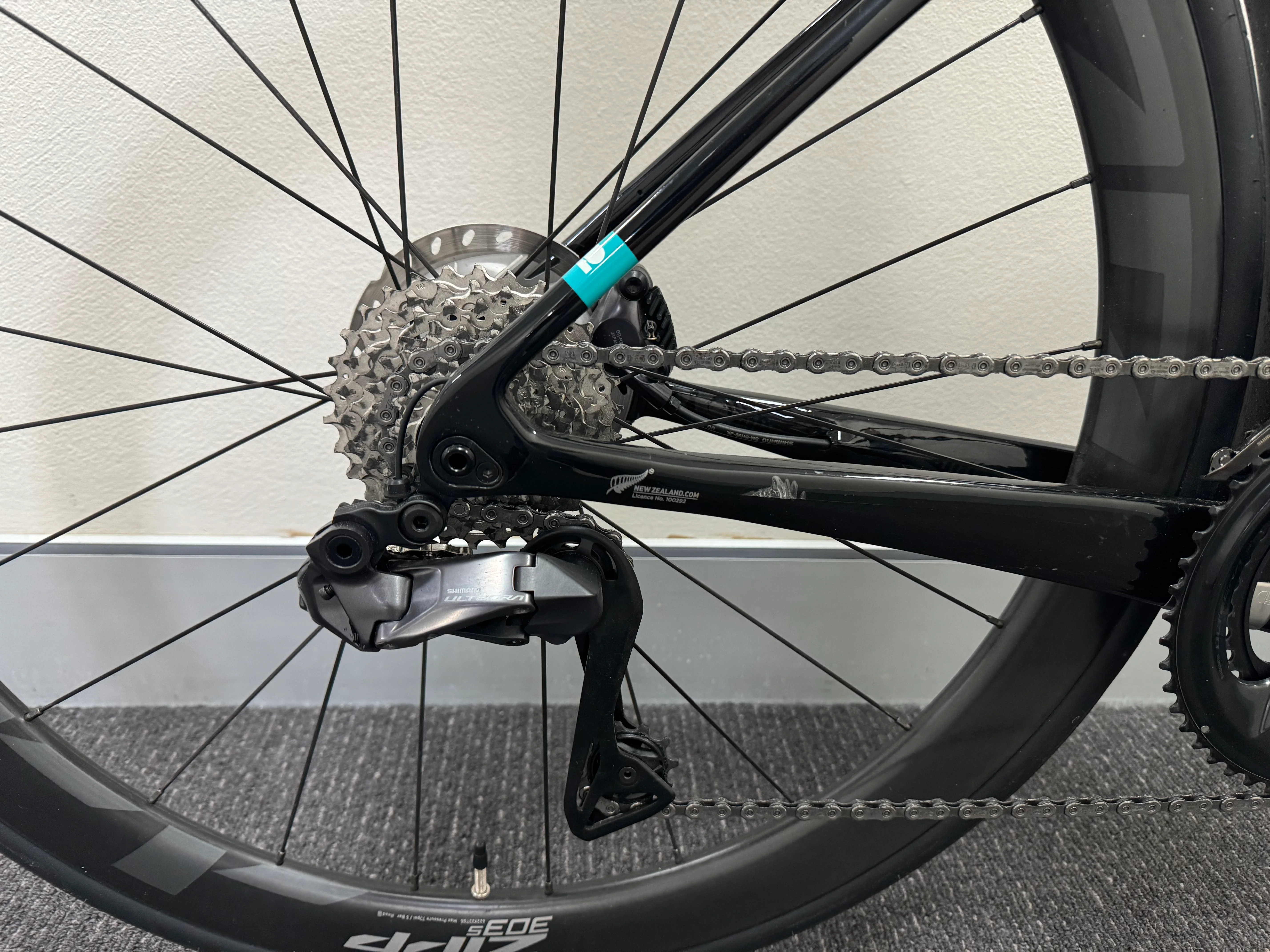 KOKO DEMO Bike - Ultegra Di2 w/Zipp 303S Wheels - Image 4