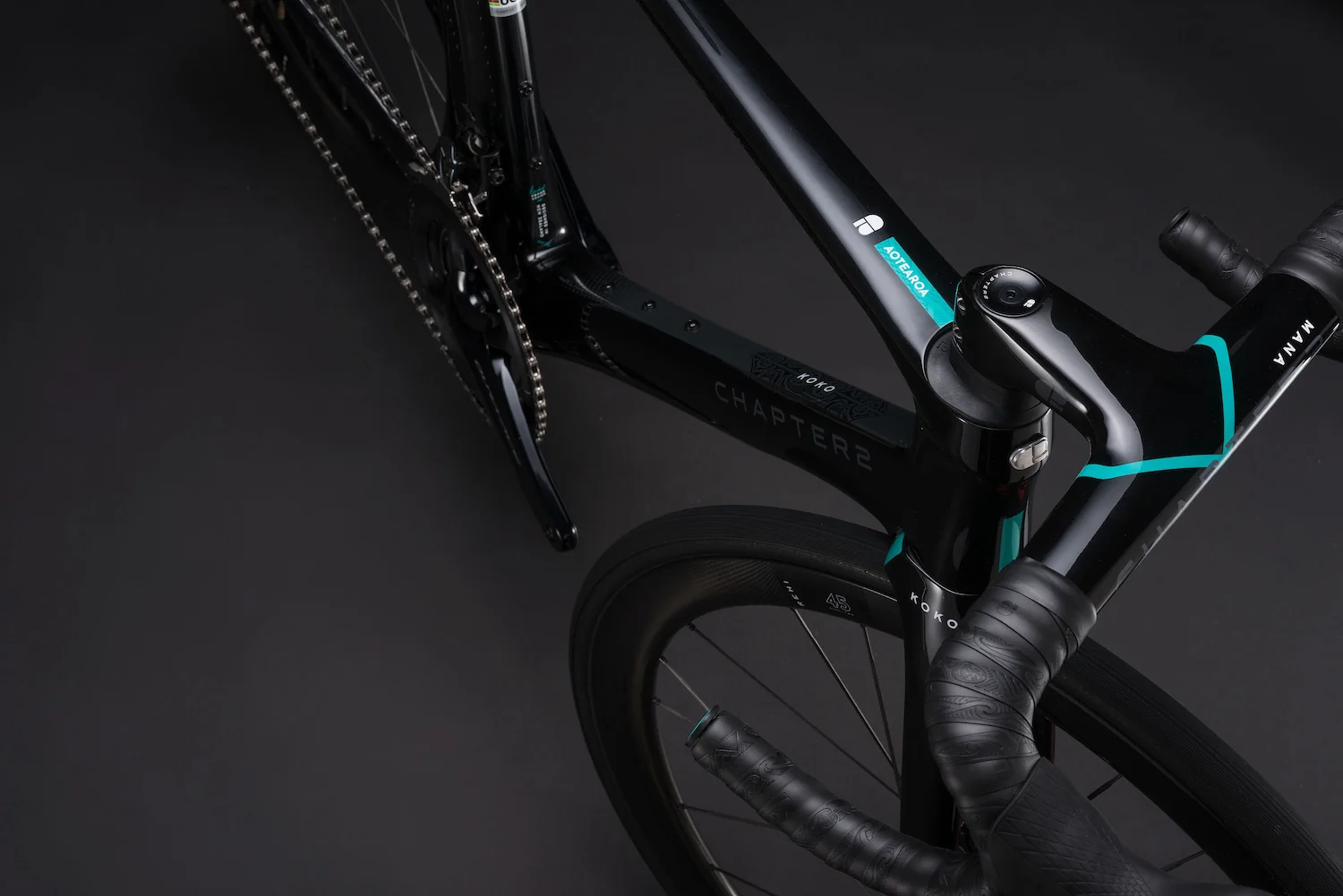 KOKO Glossy Black (Tuhua) - Image 16