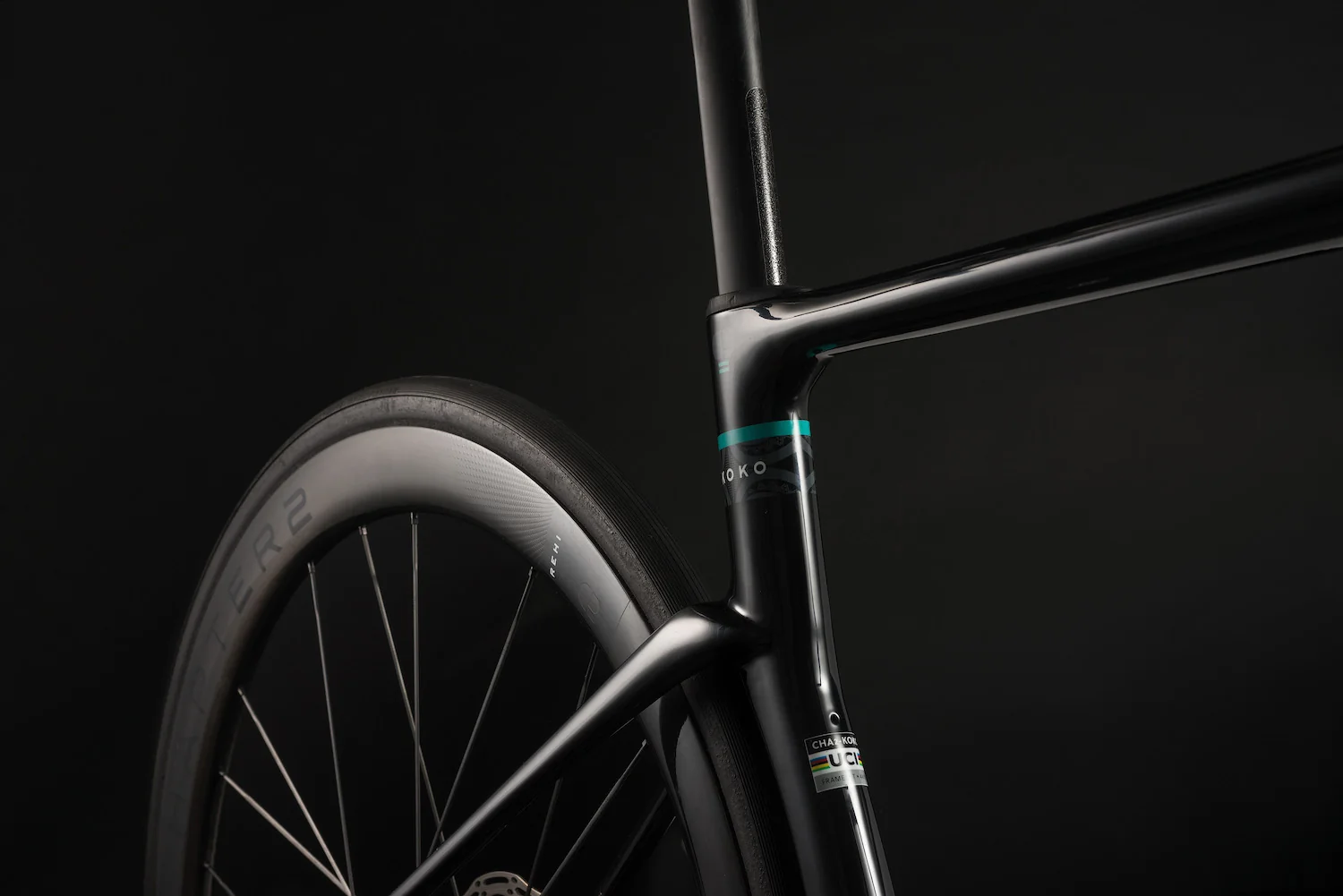 KOKO Glossy Black (Tuhua) - Image 17