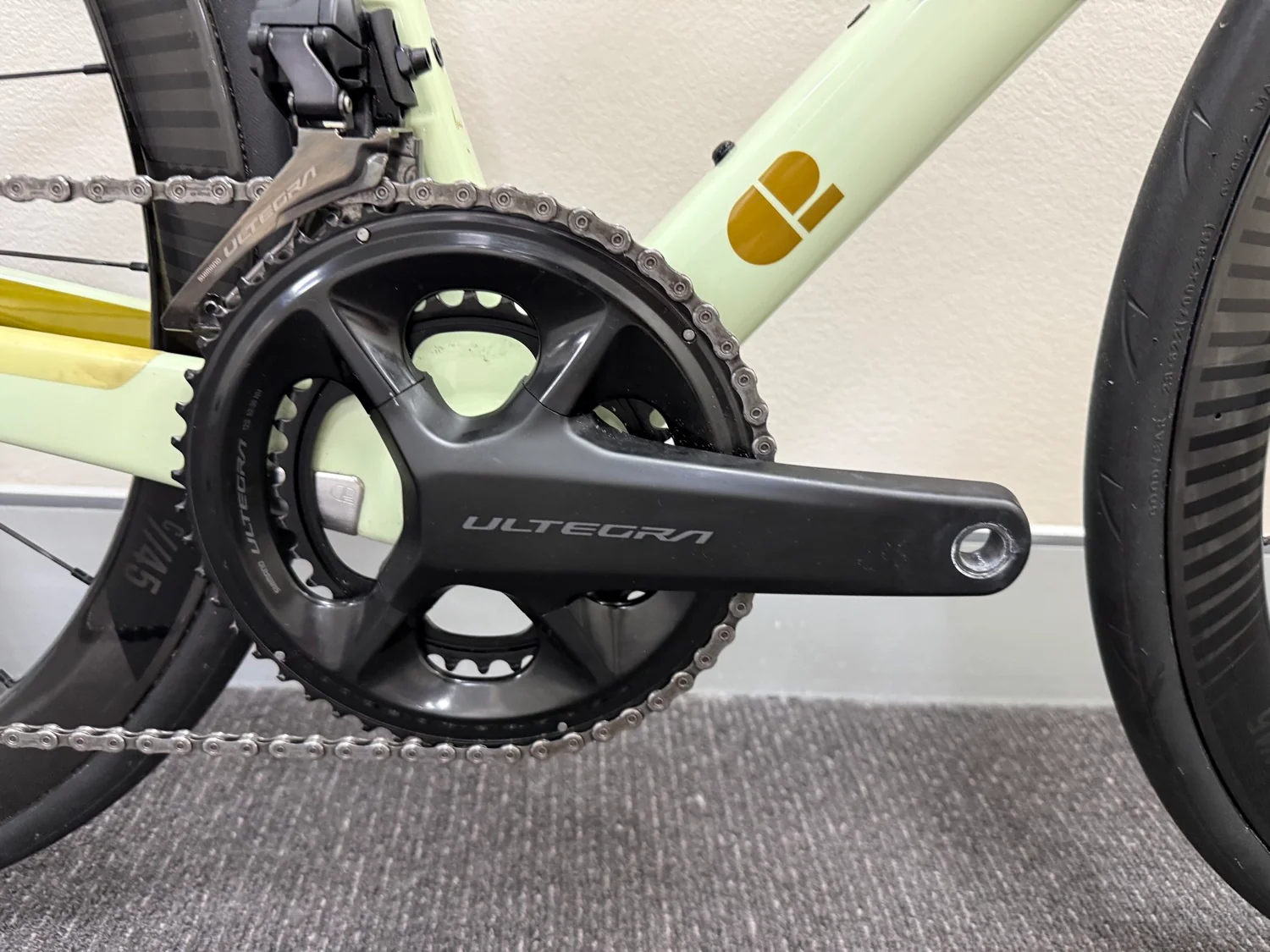 TOA DEMO Bike - Ultegra Di2 w/REHI45 Carbon Wheels - Image 4